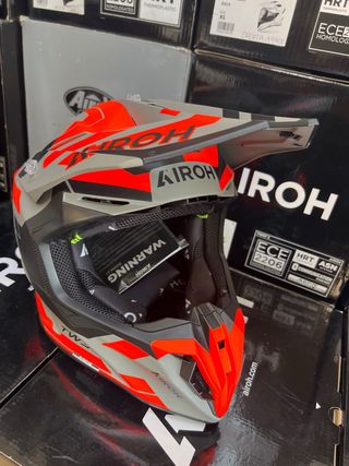 Casco Moto M Airoh Twist 3