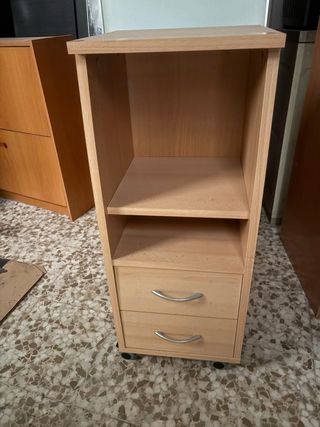 Mueble auxiliar con ruedas