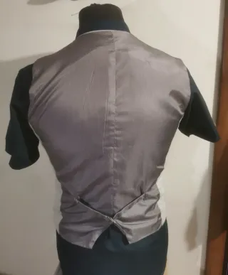 Gilet uomo grigio
Smanicato panciotto in maglia