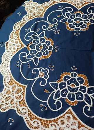 Antigua mantelería con encaje de Brujas 12 servici