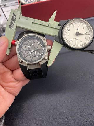 Orologio Sector per grandi profondità