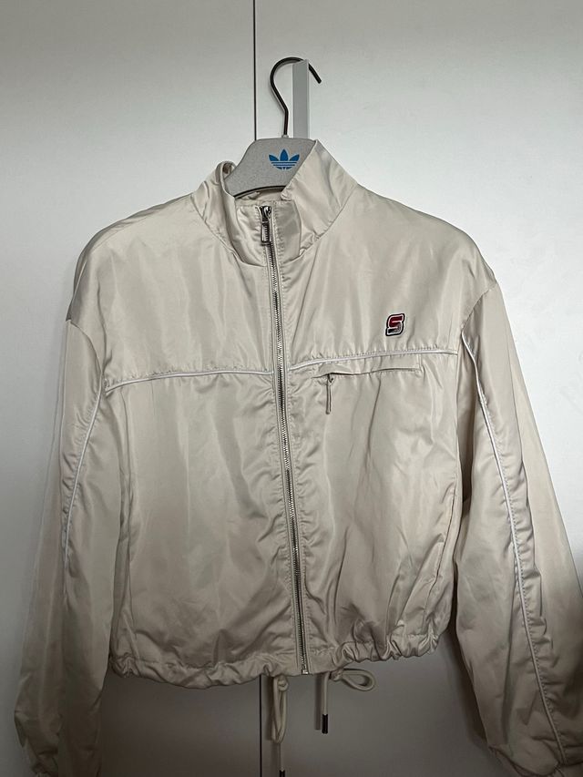 Chaqueta Bershka Beige