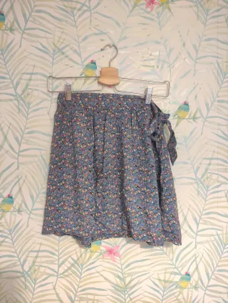 Falda corta vintage floral