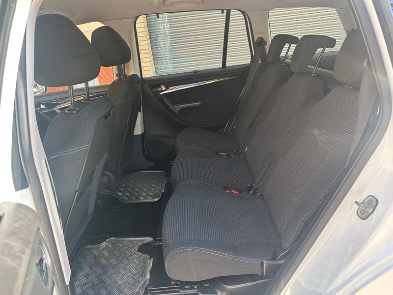 Citroën Grand C4 2014, foto 6