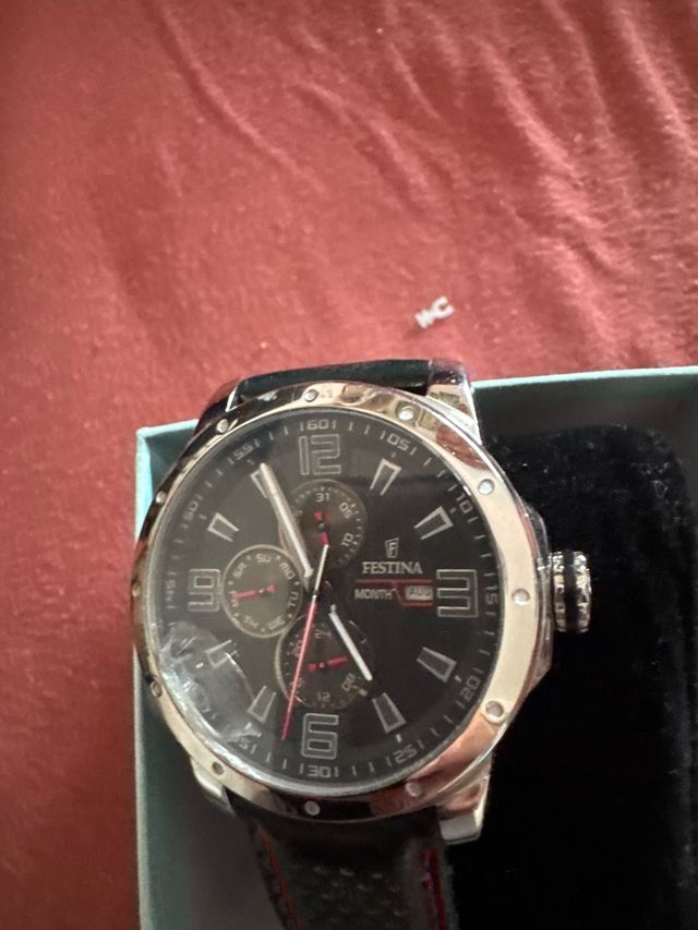 Reloj Festina Negro y Plateado