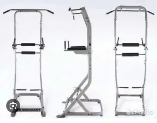 Estación de dominadas compacta