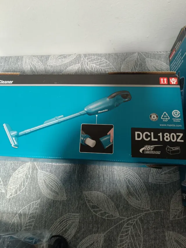 Makita DCL180Z LXT Aspirador com Acessórios