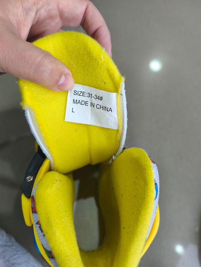 Patines ajustables T31-34 + Casco