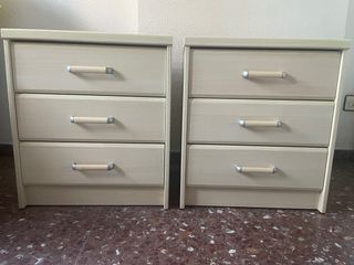 Lote 2 Mesitas de Noche Madera .