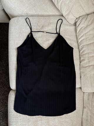 Top Zara negro tirantes finos