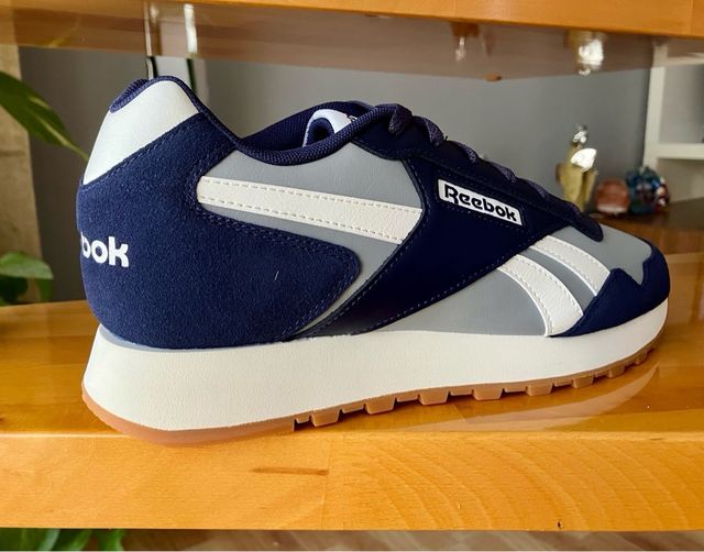 Zapatillas Deportivas Reebok Classic 44
NUEVAS
