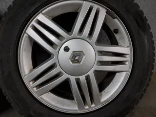 4 Llantas aluminio y neumaticos Pirelli winter