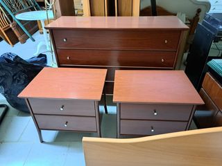 Cómoda y mesitas de noche dormitorio 1,35