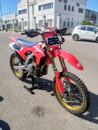 Honda CRF 450cc  2023 37.5H