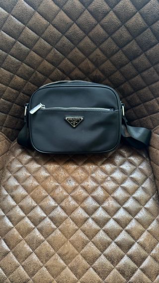 Borsa Prada in nylon nera