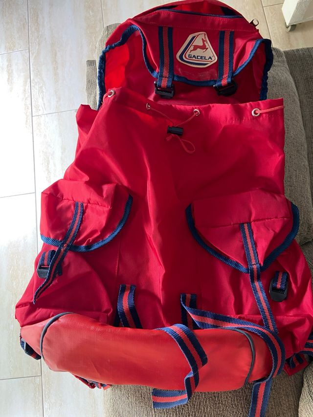 Mochila Montaña Gacela Roja Vintage como nueva