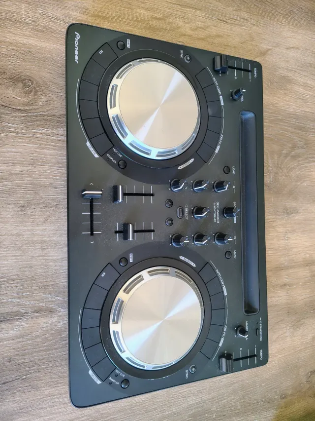 Controlador DJ Pioneer DDJ-WeGo3