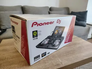 Controlador DJ Pioneer DDJ-WeGo3