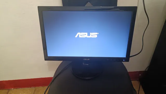 Monitor ASUS Táctil Negro