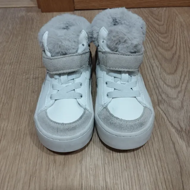 Botas Zara infantil talla 24