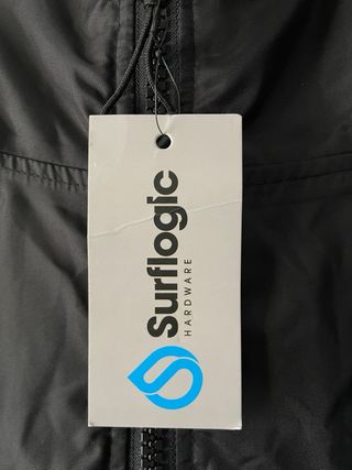 Poncho Surflogic Storm Negro