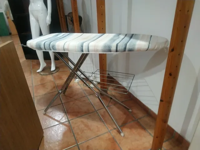 Tabla de planchar con rejilla