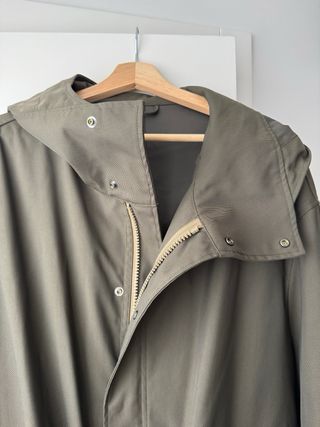 Abrigo Parka larga nueva de hombre de Zara