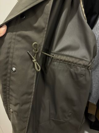 Abrigo Parka larga nueva de hombre de Zara