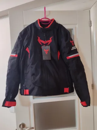 Chaqueta Moto Negra y Roja Talla S/M