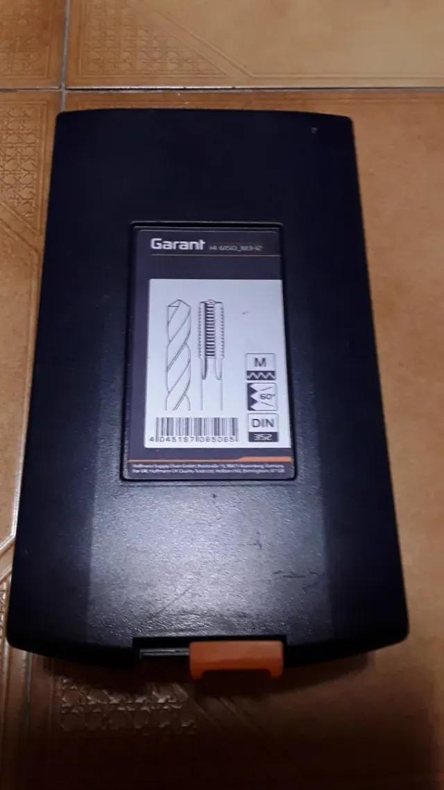 Juego de machos de roscar Garant M3-M12