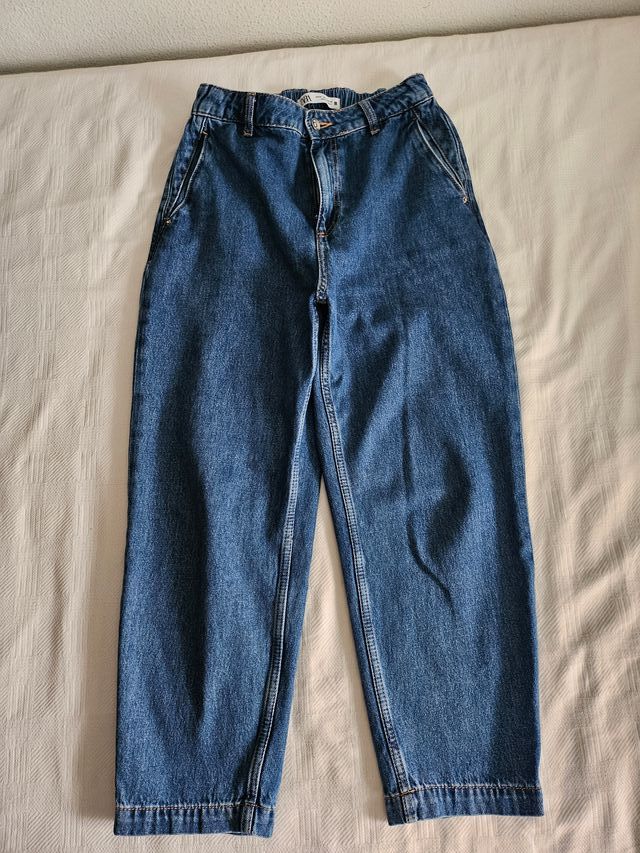 Vaqueros Zara Mom fit