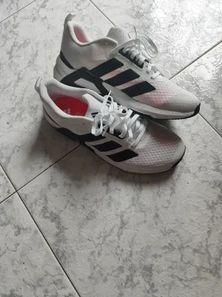 Zapatillas deportivas Adidas 45 1/3
