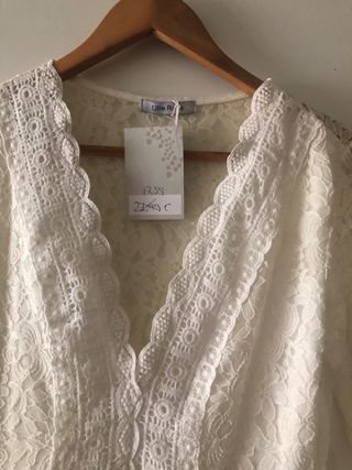 Vestido blanco encaje manga larga