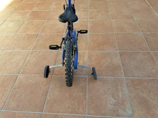 Bicicleta infantil azul 16 pulgadas