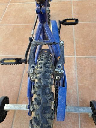 Bicicleta infantil azul 16 pulgadas