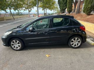 Peugeot 207 1.6 16v VTI sport