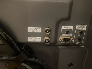 Televisor LG 42” LCD Negro