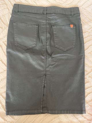 Falda tubo guateada negra