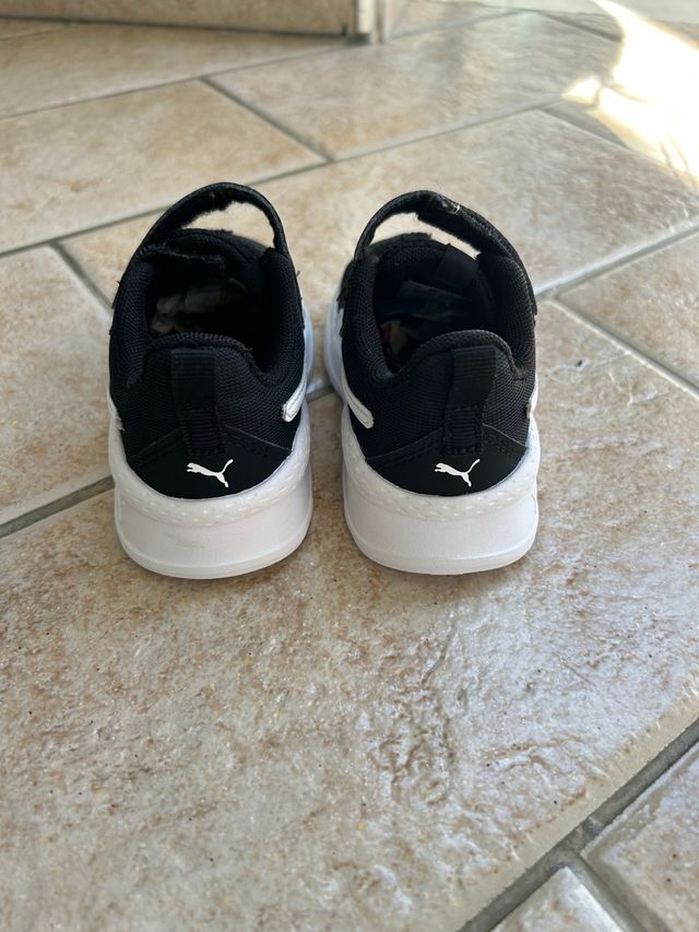 Scarpe da ginnastica Puma bimbo nere