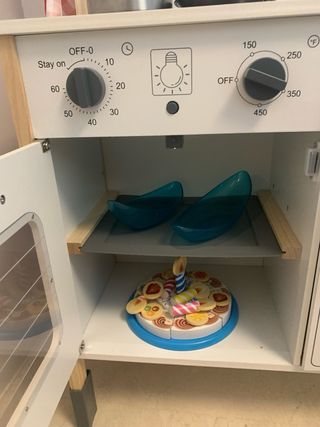 Cocinita de madera para jugar