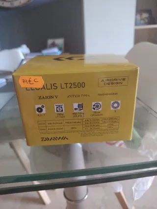 Carrete Daiwa Legalis LT2500