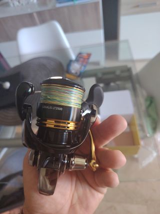 Carrete Daiwa Legalis LT2500