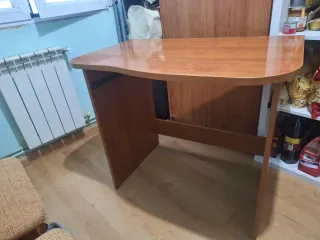 Mesa de escritorio madera marrón
