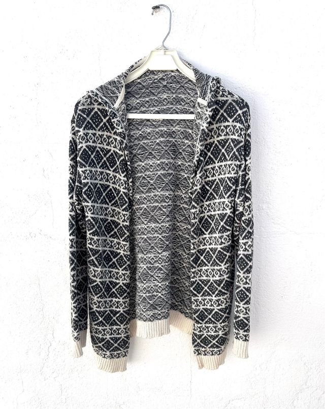 Cárdigan de punto étnico