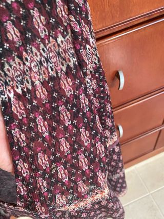 Blusa Morada con Cruces en Espalda