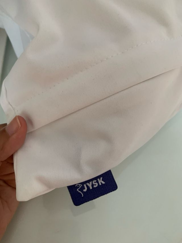 2 Almohadas Jysk con Funda