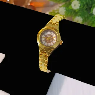 Reloj de mujer dorado modelo 2