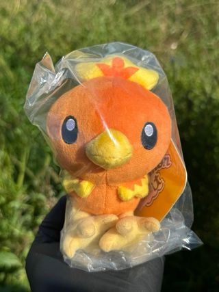 Peluche Torchic Pokémon Fit Pokémon Center