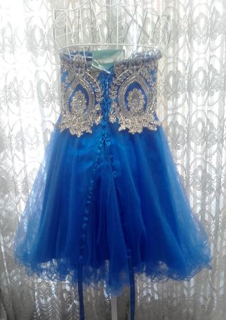 Vestido fiesta corto azul y dorado T.36