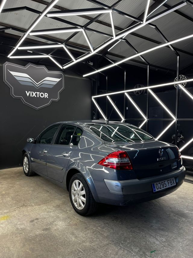 Renault Megane Sedan 1.9dCi Confort Expression